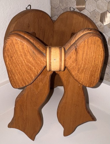 VTG Heart and Bow Wooden Corner Quilt Wall Hanger Solid Oak Granny Cottage Core