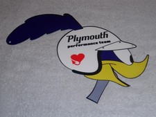 VINTAGE ROAD RUNNER DODGE PLYMOUTH PERFORMANCE 13" METAL GAS OIL SIGN ROADRUNNER