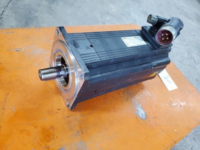 Lenze MCS 14P32-R80B0-B24N-8T5800N-R08U 7.1kW 9.5HP 3PH Servo Motor Working ''B''