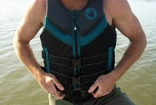 Body Glove Men's Neoprene PFD Life Jacket Vest Dual Size S/M NWT