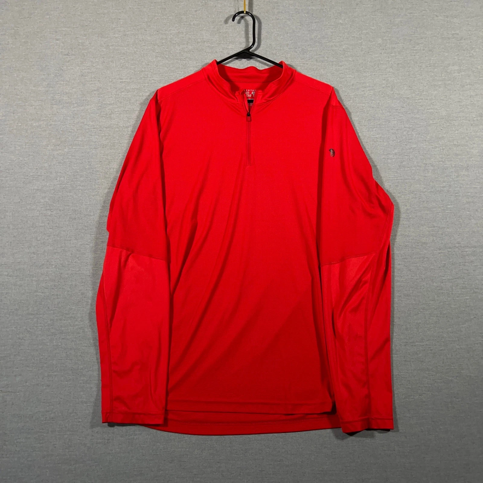 Mountain Hardwear Shirt Mens XL Red 1/4 Quarter Zip Pullover Hiking Outdoor