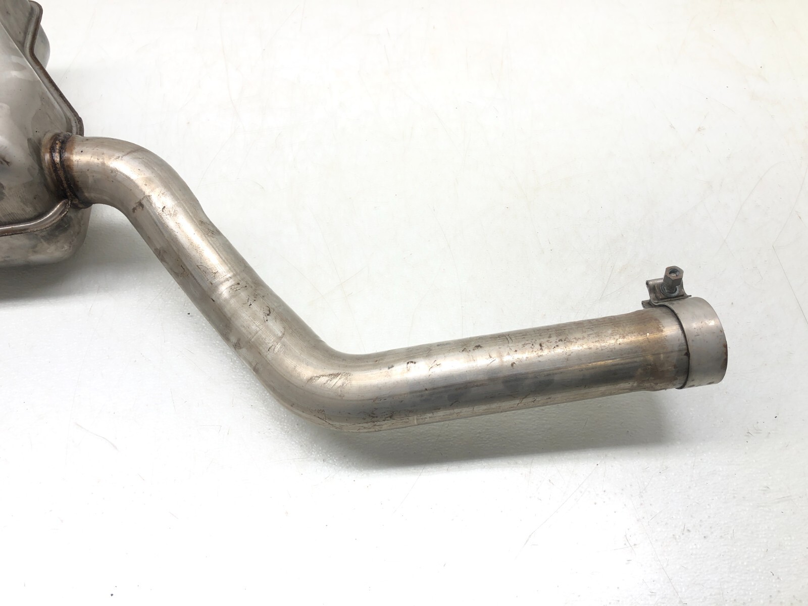 2014-2018 BENTLEY FLYING SPUR 4.0L V8 LEFT DRIVER REAR EXHAUST MUFFLER PIPE OEM.