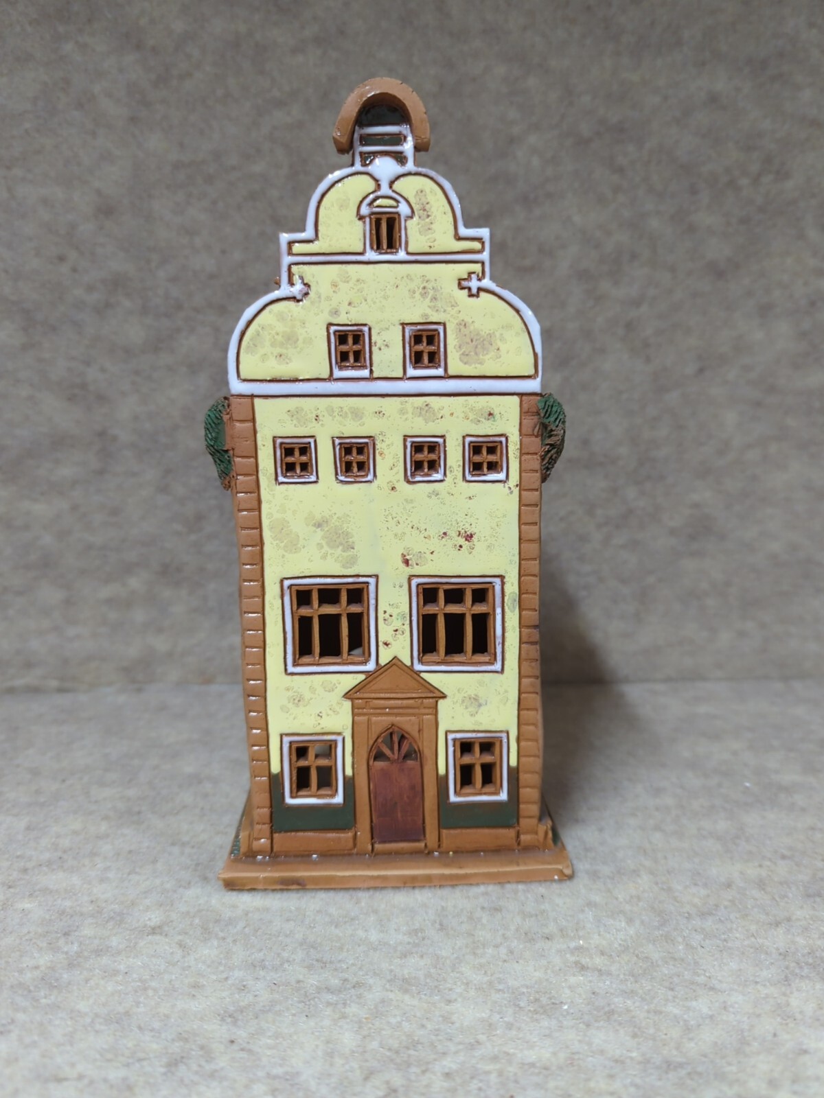 Lithuanian Candle House-Tea Light Cottage-Fairy Light-Candleholder Vintage 8.25"