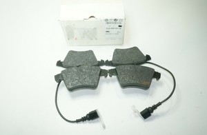 Check brake pads touareg