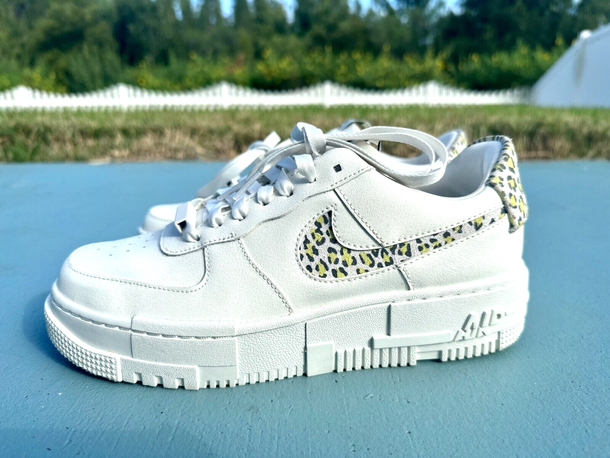 Nike Air Force 1 Low Pixel SE Leopard Print Women's Shoes Nike Air Force 1 Low Pixel SE Leopard Print Women's Shoes