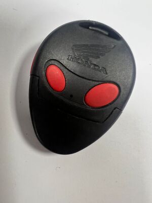 HONDA FAHRRAD 2 TASTEN FERNBEDIENUNG ALARM/STEUERUNG SCHLÜSSELANHÄNGER COBRA BEI MODELL 8712!!!