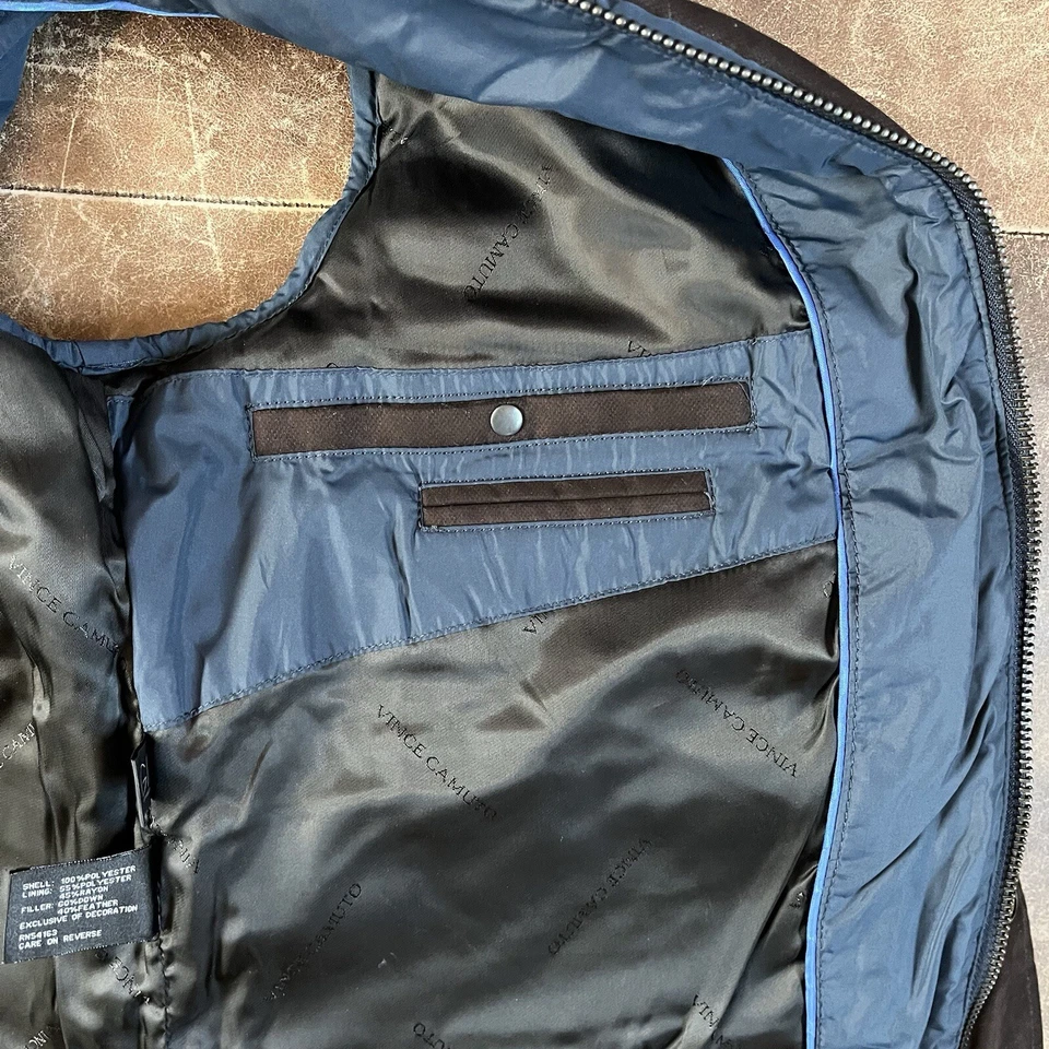 Chaleco acolchado VINCE CAMUTO para hombre azul marino talla M capucha en cuello aislado cálido $165 Foto 3 de 4