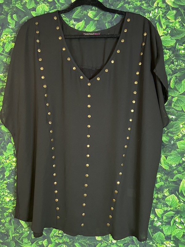 HEARTSOUL PLUS Women's 2X Black W/ Studs Short-Sleeve Top Shirt