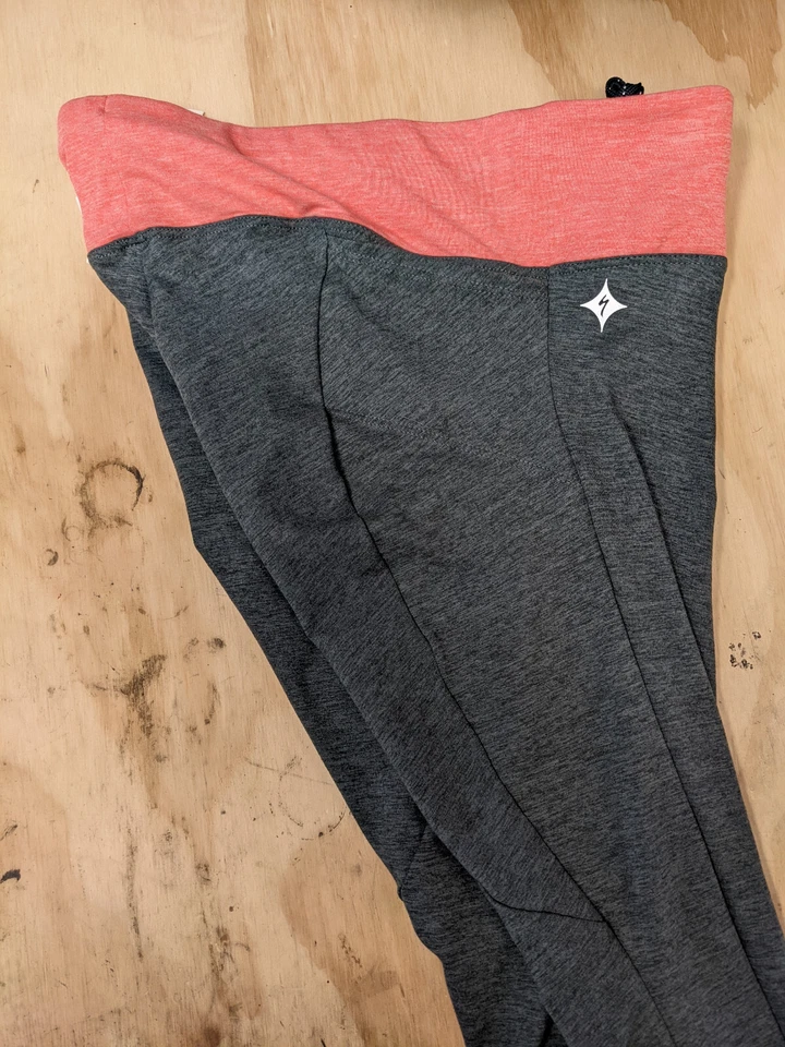 bSpecialized Women's Shasta 3/4 Tights Carbon Coral Heather - Image 3 of 4