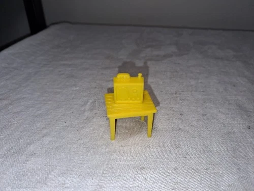 Vintage Marx Toys Navarone Yellow Small Table with Radio #3412
