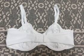 New Wacoal Wacoal Keep Your Cool Underwire Bra - Size 34D - White - # 855378