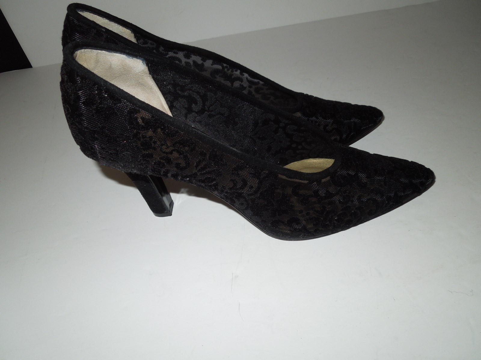 Scarpe décolleté vintage Yves Saint Laurent Clara nere in velluto burnout usate in ottime condizioni Italia 7 5N