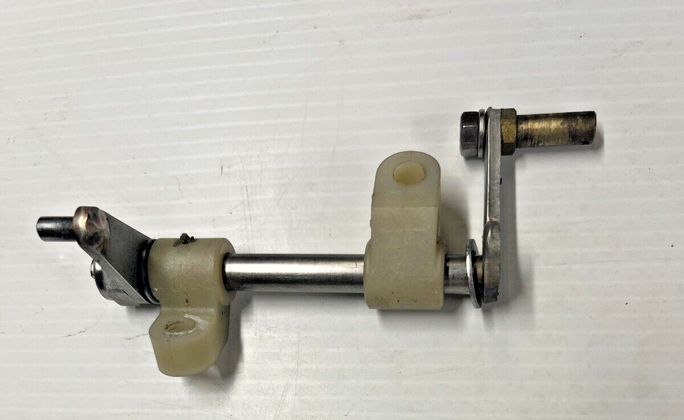 Tohatsu Nissan 6090 HP Shift Shaft Lever 3B7662250 2 Stroke M90A OEM