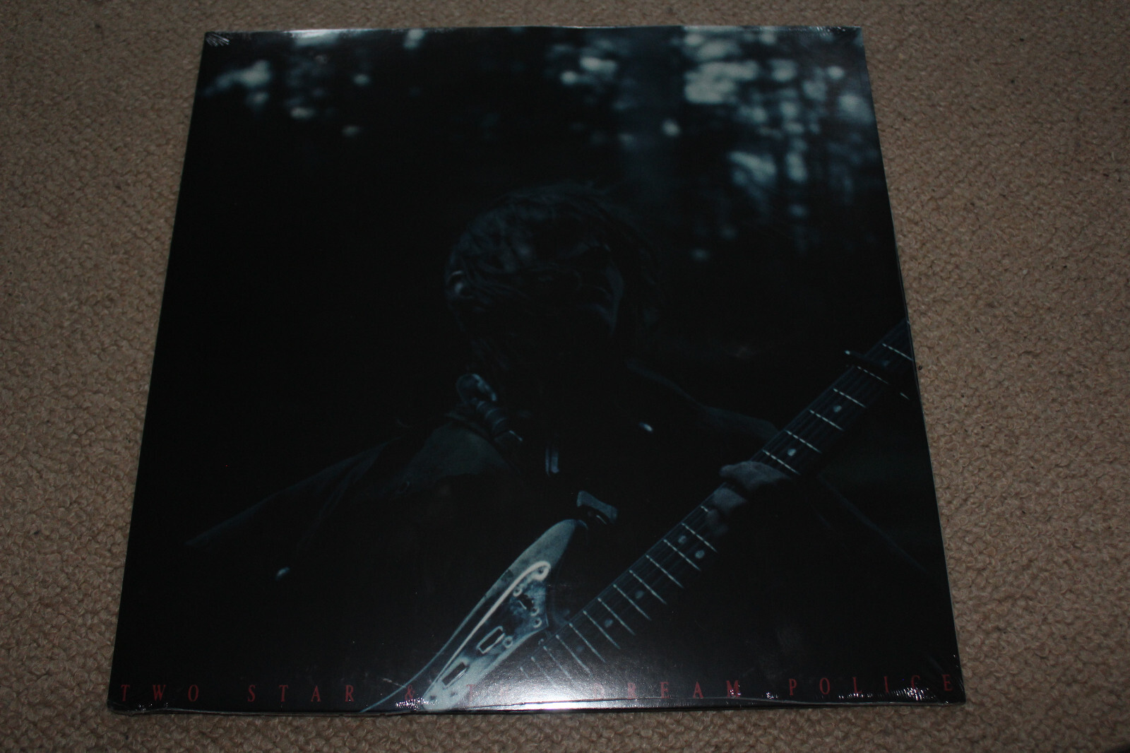 MK.GEE   TWO STAR & THE DREAM POLICE   GREEN VINYL