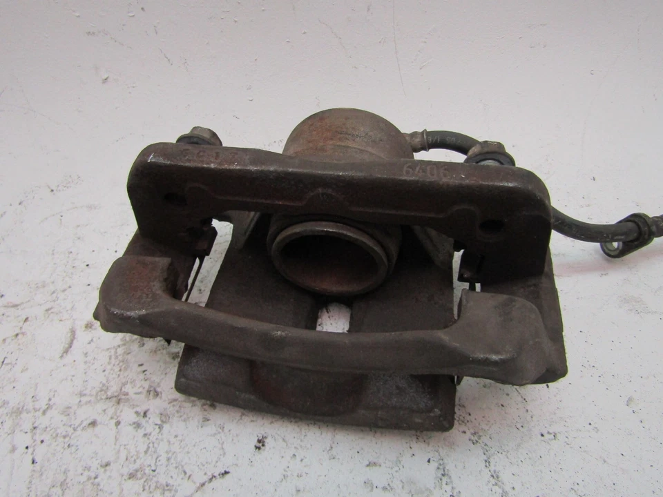 Pinza de freno piloto 2003 2008 HONDA lado derecho pasajero rueda delantera OEM Foto 4 de 4