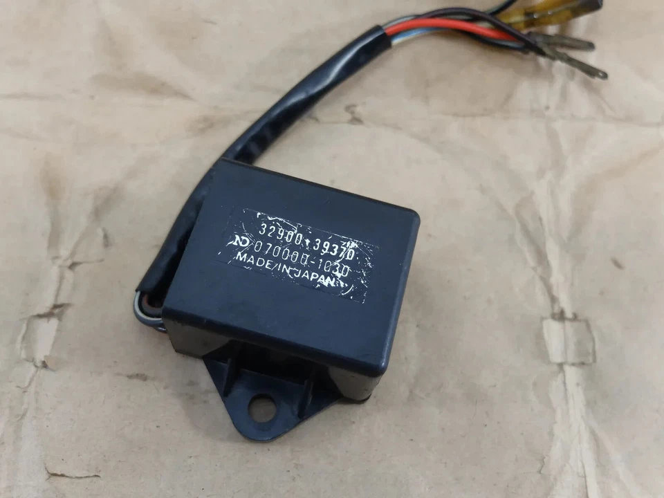 Suzuki GP100 GP125 TRS TRZ TS125ER CDI Unidad Nos Original Japón P/N Foto 3 de 4