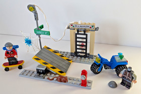 LEGO Spider-Man: Spider-Man's Street Chase (4853) - Retired - no Spider-Man