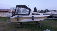 MYSTRALY Forte 520 Daycruiser inkl. HONDA 45 PS Powertrim/4-Takt/Kajütboot