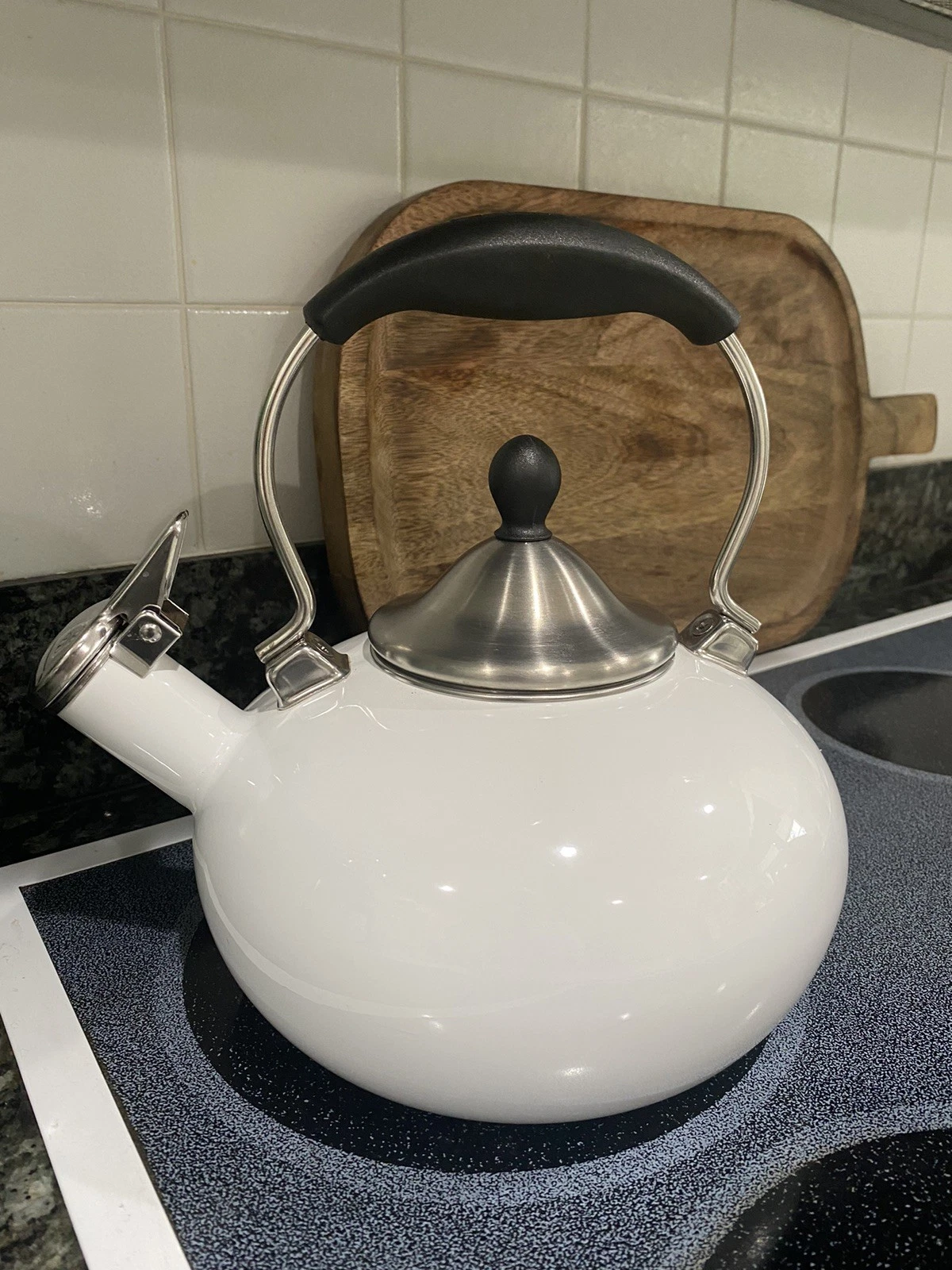 Chantal White Enamel Whistling Tea Kettle 1.8 Qt Nice!