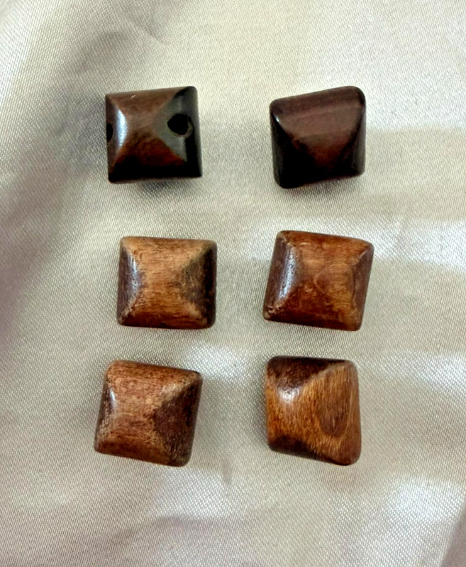 Set of 6 Vintage Brown Wooden Buttons #295