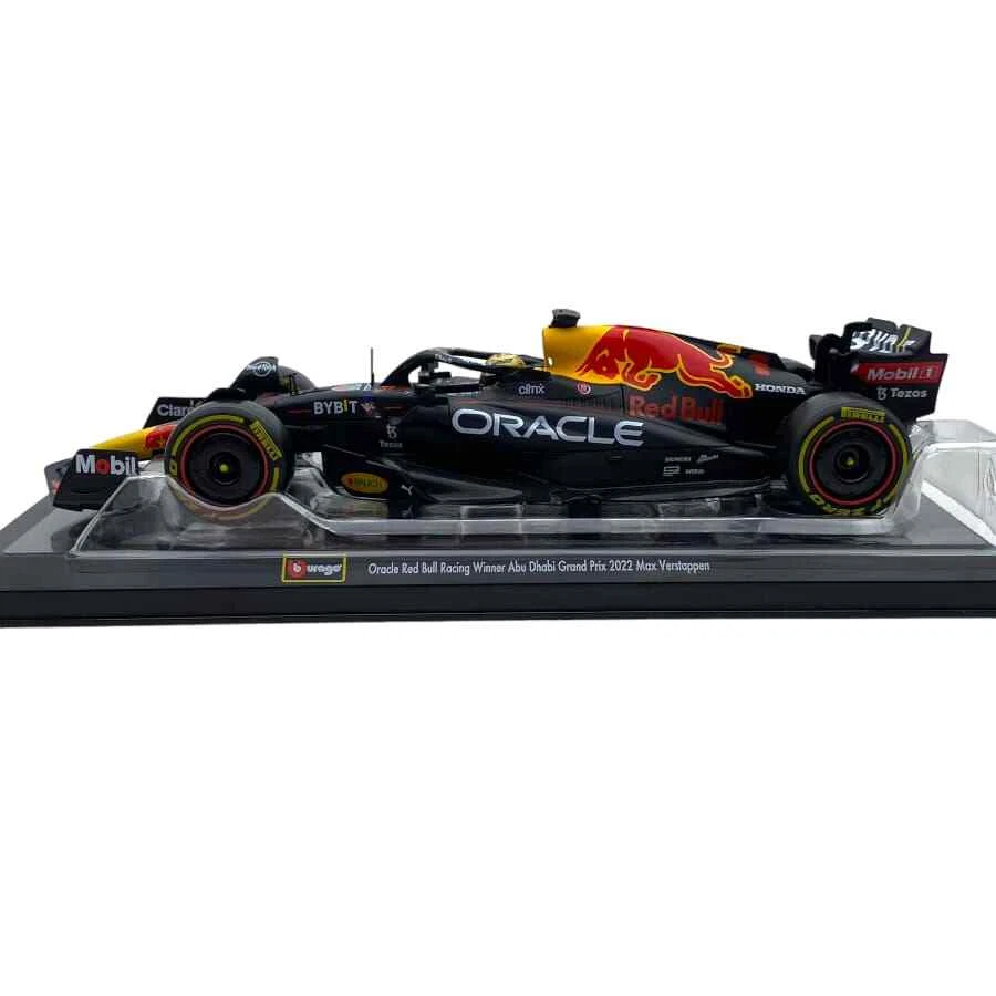 Modellino F1 Bburago 1/24 RedBull RB18 F1 World Champion 2022 Max Verstappen #1 - Immagine 2 di 4