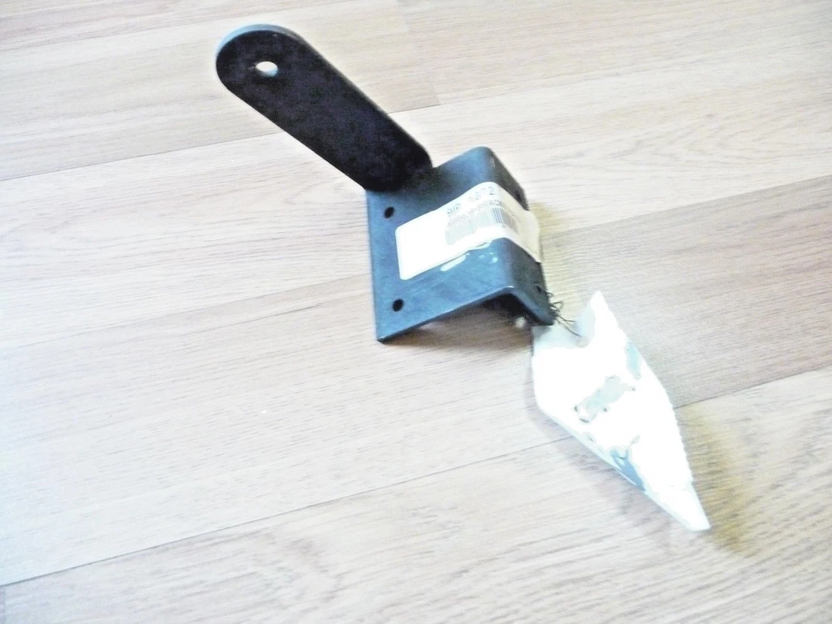 INTERNATIONAL 2229246C1 SUPPORT MIRROR BRACKET | eBay 