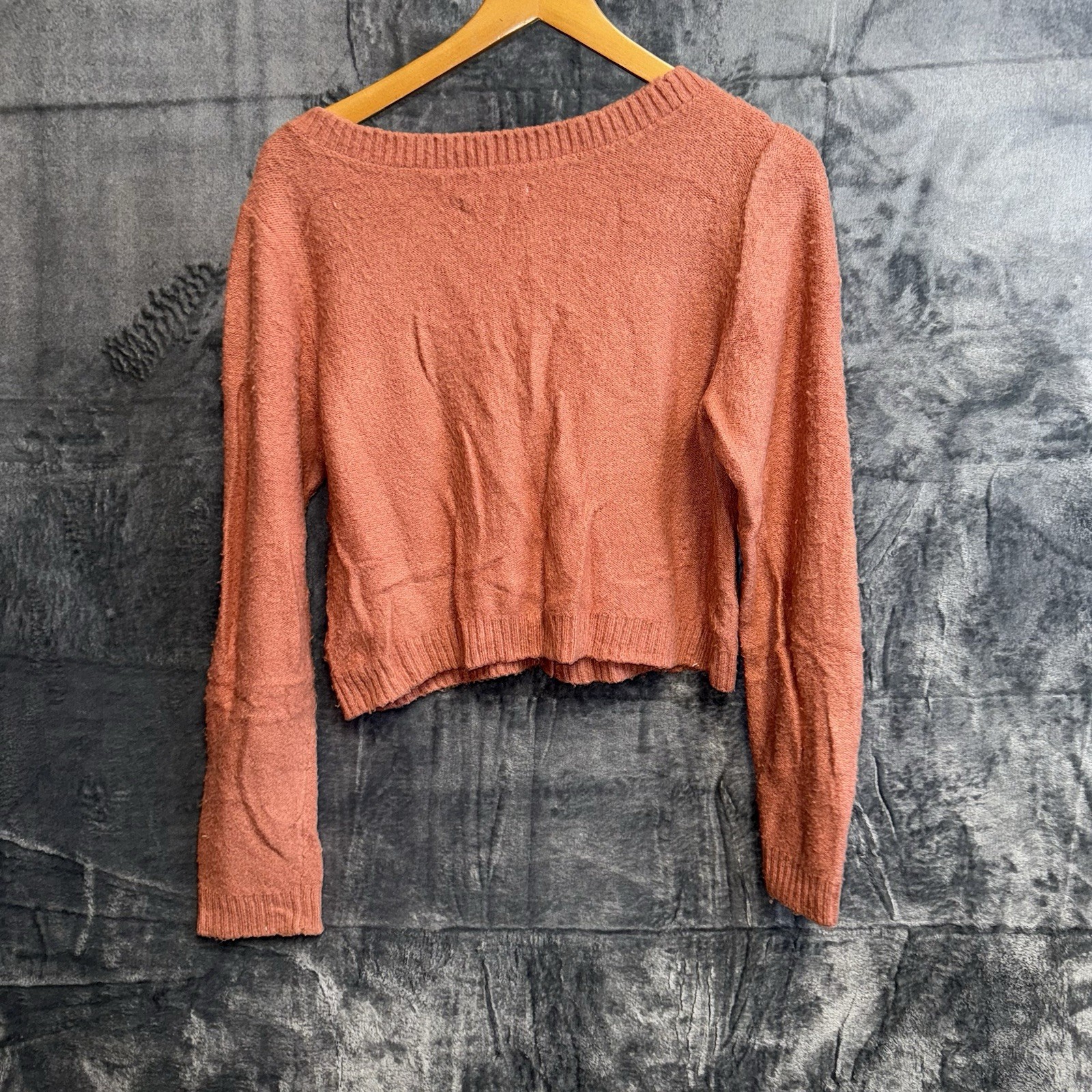 American Eagle Pink Buttoned Knitted Cropped  Coz… - image 4