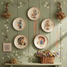 Vintage M.J. Goebel Hummel Collector Plates | Set of 5 | 1980 - 1984