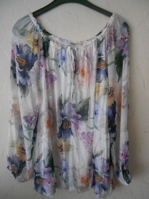 blusenshirt damen XL v. Viola Borghi weiß m. tollem Blumenmuster u. Futter