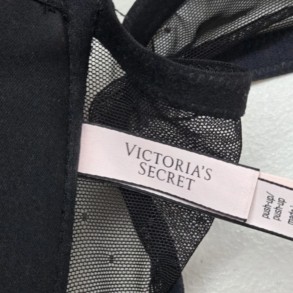 Victoria's Secret Women Bra 40D Black Push Up Underwired Lace Front Closure - Image 4 of 4