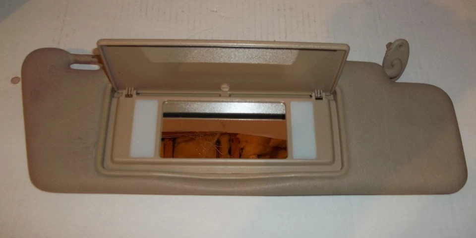 Parasol lateral derecho mercedes-benz e320 95 (bronceado) Foto 2 de 3