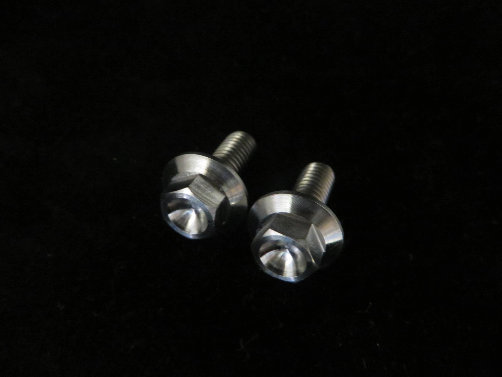 Yamaha YZF450 2019 DOCWOB  Titanium brake hose fork guard clamp bolts TI2005
