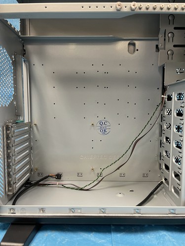 Systemax Chieftec Full Tower Computer Case CX-01B-B-B-U - Picture 13 of 21