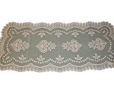 Table Runner / Doily Floral & Heart White 15"x32" EUC (095)