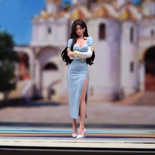 Figur im Maßstab 1:18, Dame mit langen Haare...