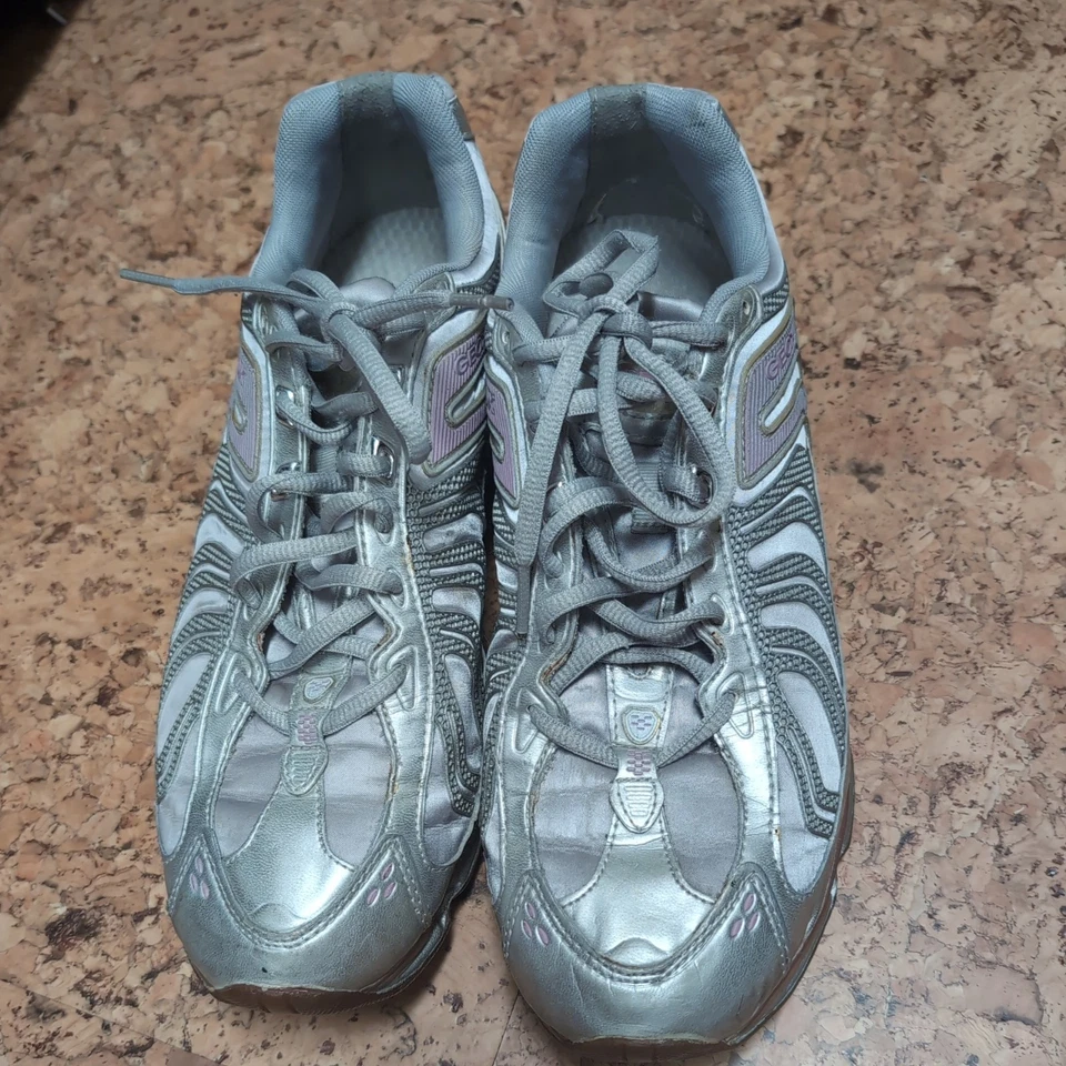 Zapatos de golf GEOX Net para mujer talla 10,5 Foto 3 de 4