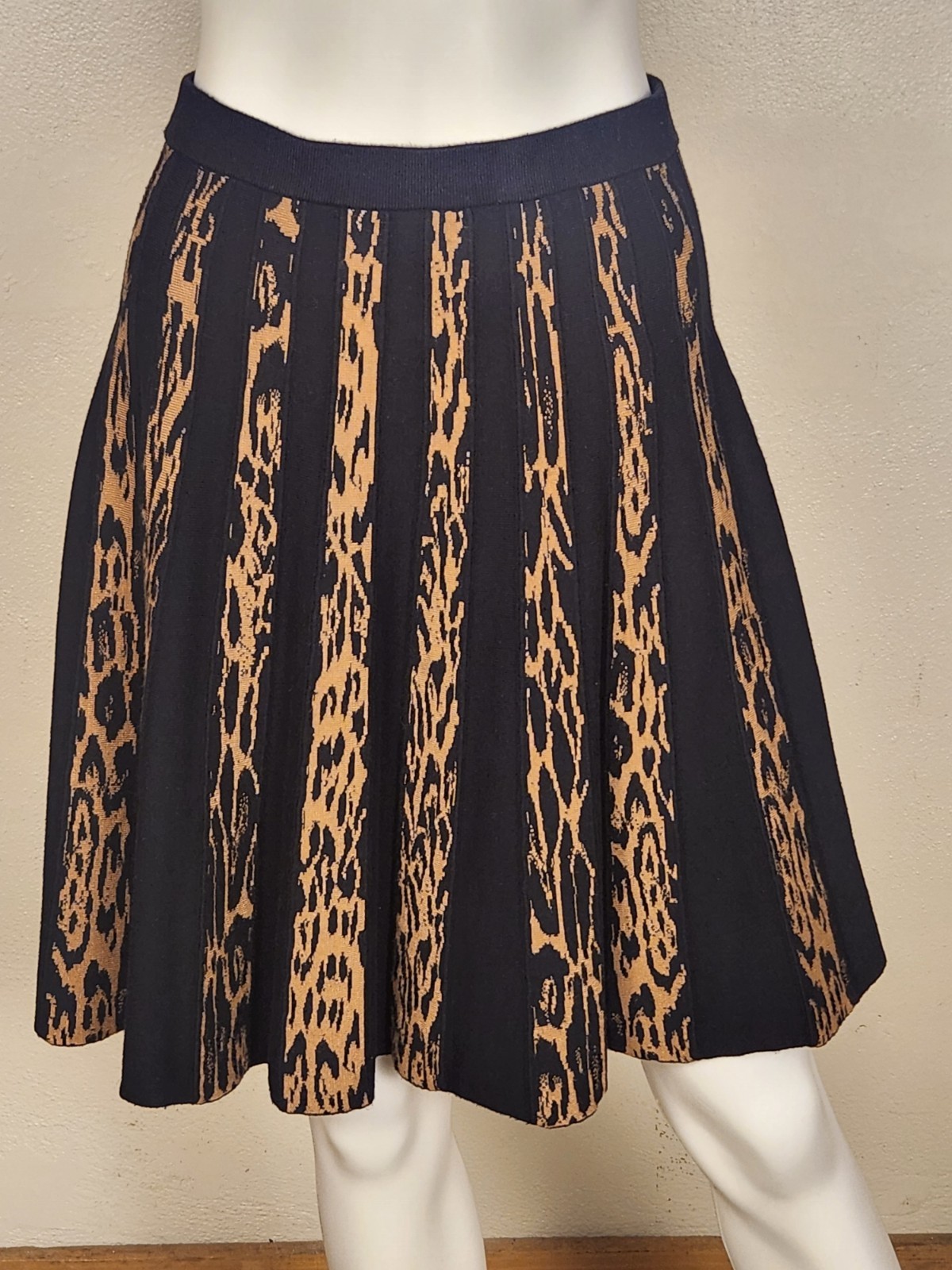 Grace Elements Animal Print Pleated Mini Skirt L - image 1