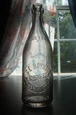 Antique C.E. BOYNTON- 16 BOW ST. - PORTSMOUTH, N.H. Blob Top Beer Bottle