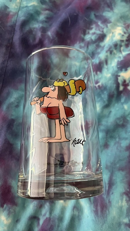 ARBY'S HART 1981 B.C. ICE AGE CAVE LADY W/CLUB COLLECTOR SERIES DRINK GLASS 