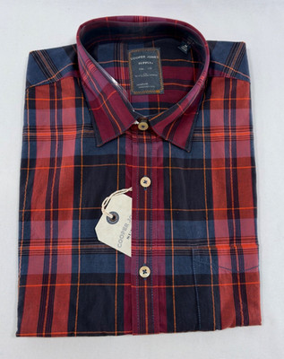 Cooper Jones Supply Men s Plaid Button Short Sleeve Shirt   Medium