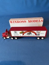 Vintage 1/64 Winross, AACA 1984 Club of America, Red White Tractor & Trailer