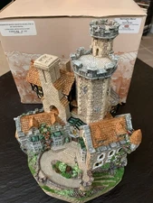 David Winter Barrington Manor British Hand made & Painted LIMITED EDITION 36/400