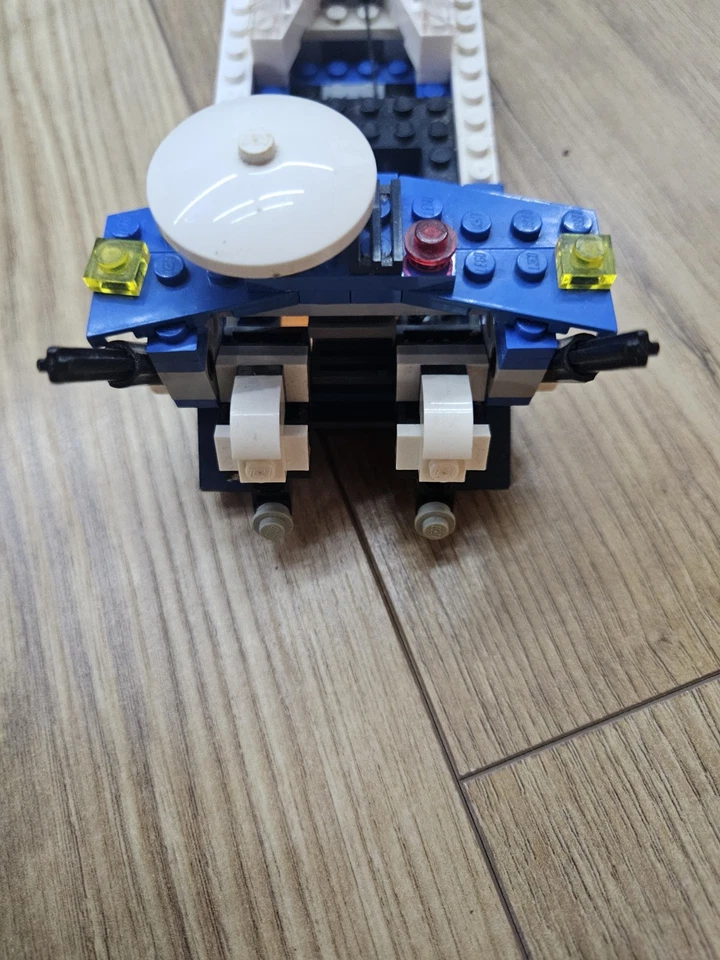 LEGO Creator 4995 Cargo Copter, photo 3 of 5