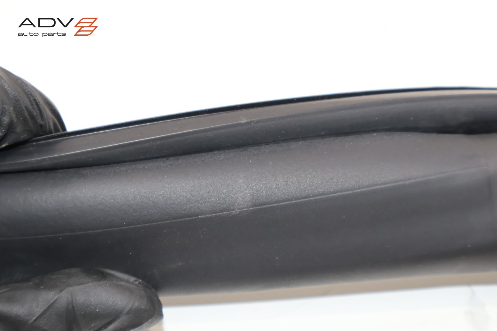 2014 - 2024 MASERATI GHIBLI FRONT RIGHT SIDE DOOR BODY WEATHERSTRIP SEAL OEM