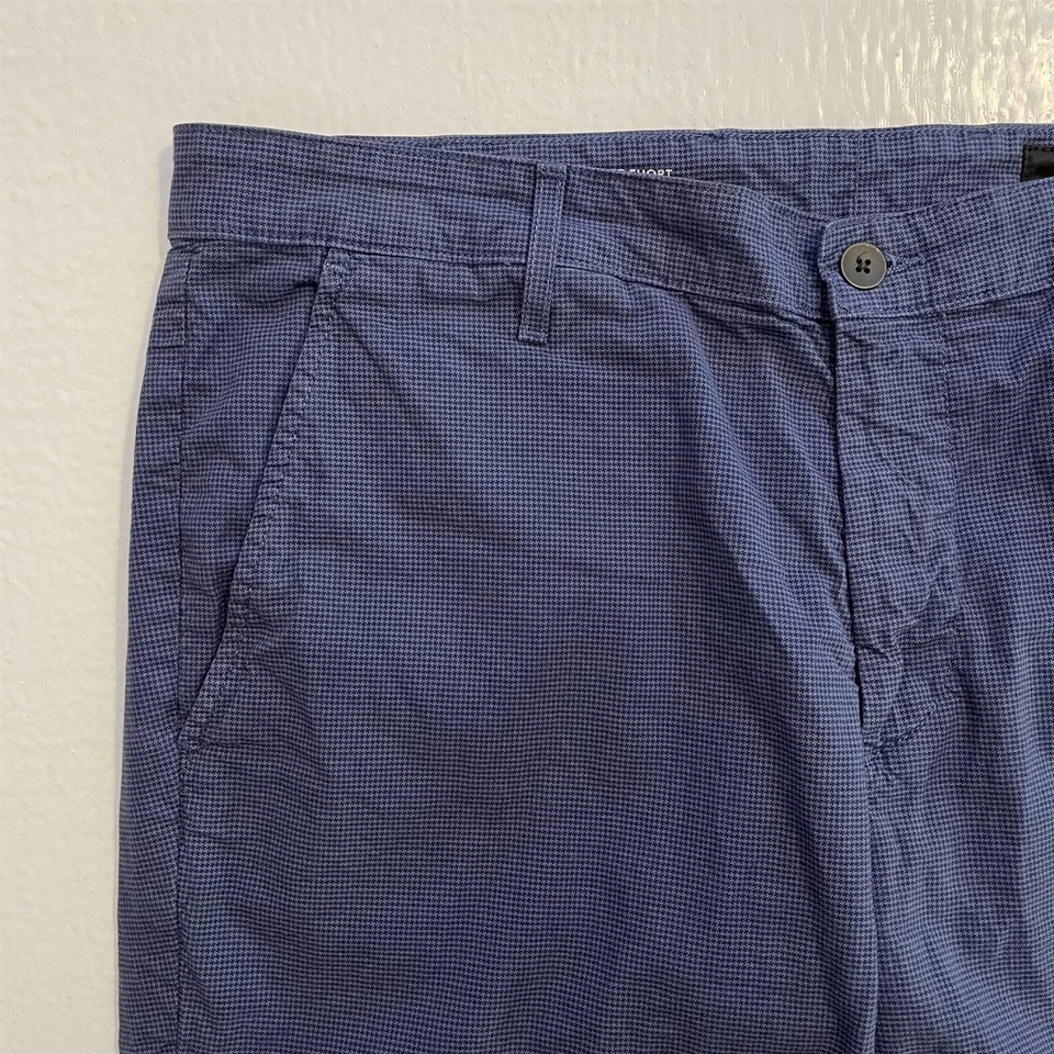 Calça Adriano Goldschmied 38 x 9" Wanderer Slim curta azul escuro padrão de tecido - Imagem 2 de 4