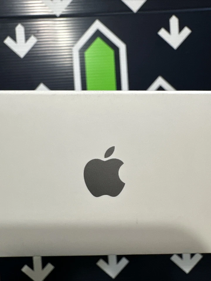 Apple 11" iPad Air M2 Chip (128GB, Wi-Fi + 5G, Space Gray) MUXD3LL/A New Sealed - Image 4 of 4