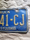 1980's Single Pennsylvania Truck License Plate  Tag AZC 138 — photo 4