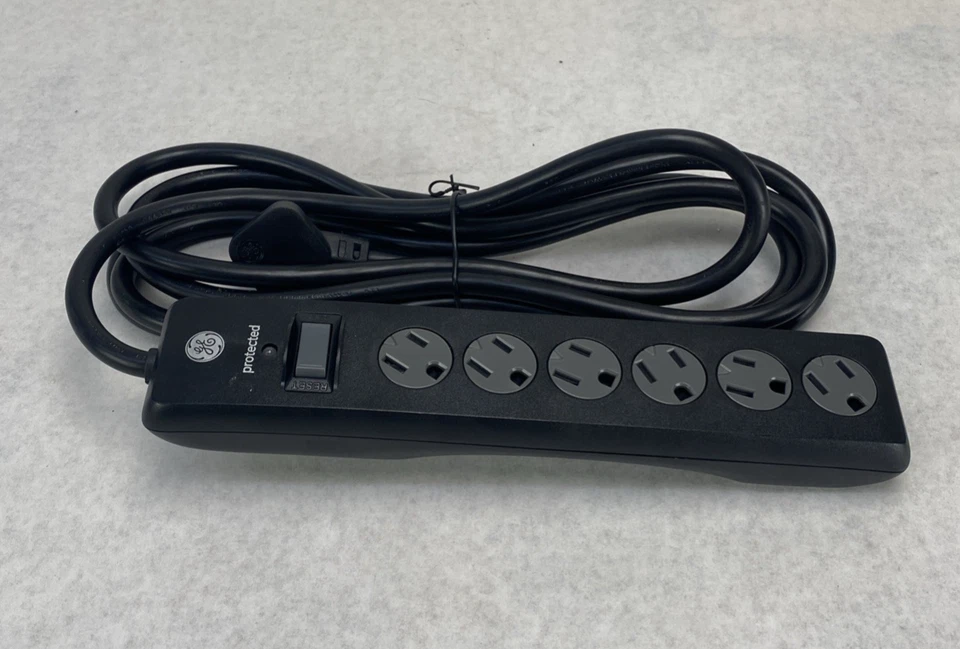 General Electric PS-663F-2A 6-Outlet Power Strip Surge Protector (Lot of 3) - Image 3 of 4