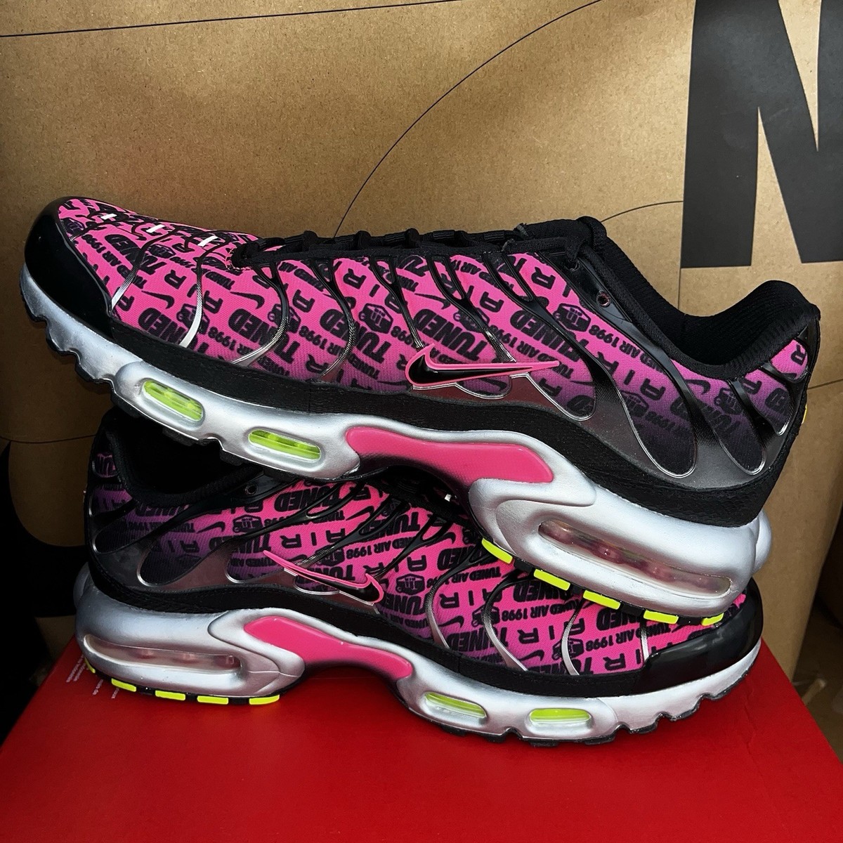 ★ご予約済み★【新品】23cm NIKE AIR MAX PLUS 4Y NEW Nike Air Max Plus Mercurial XXV Silver Pink NBY FJ4883-001 Men