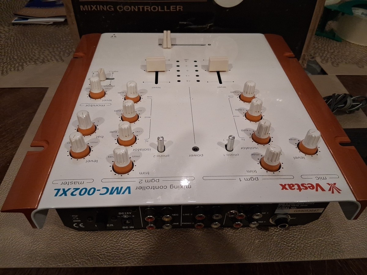 Vestax VMC-002XL Mixing Controller (Mint) | eBay